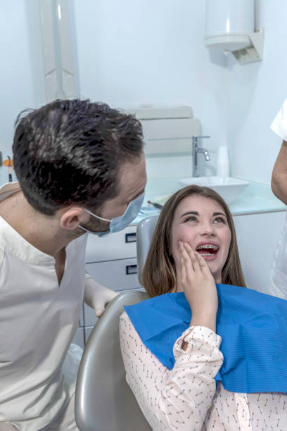Best Emergency Treatment for Toothache in Albion, IN